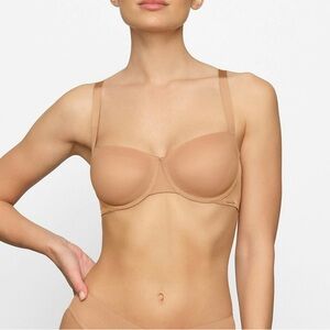 Skims No Show Unlined Balconette Bra